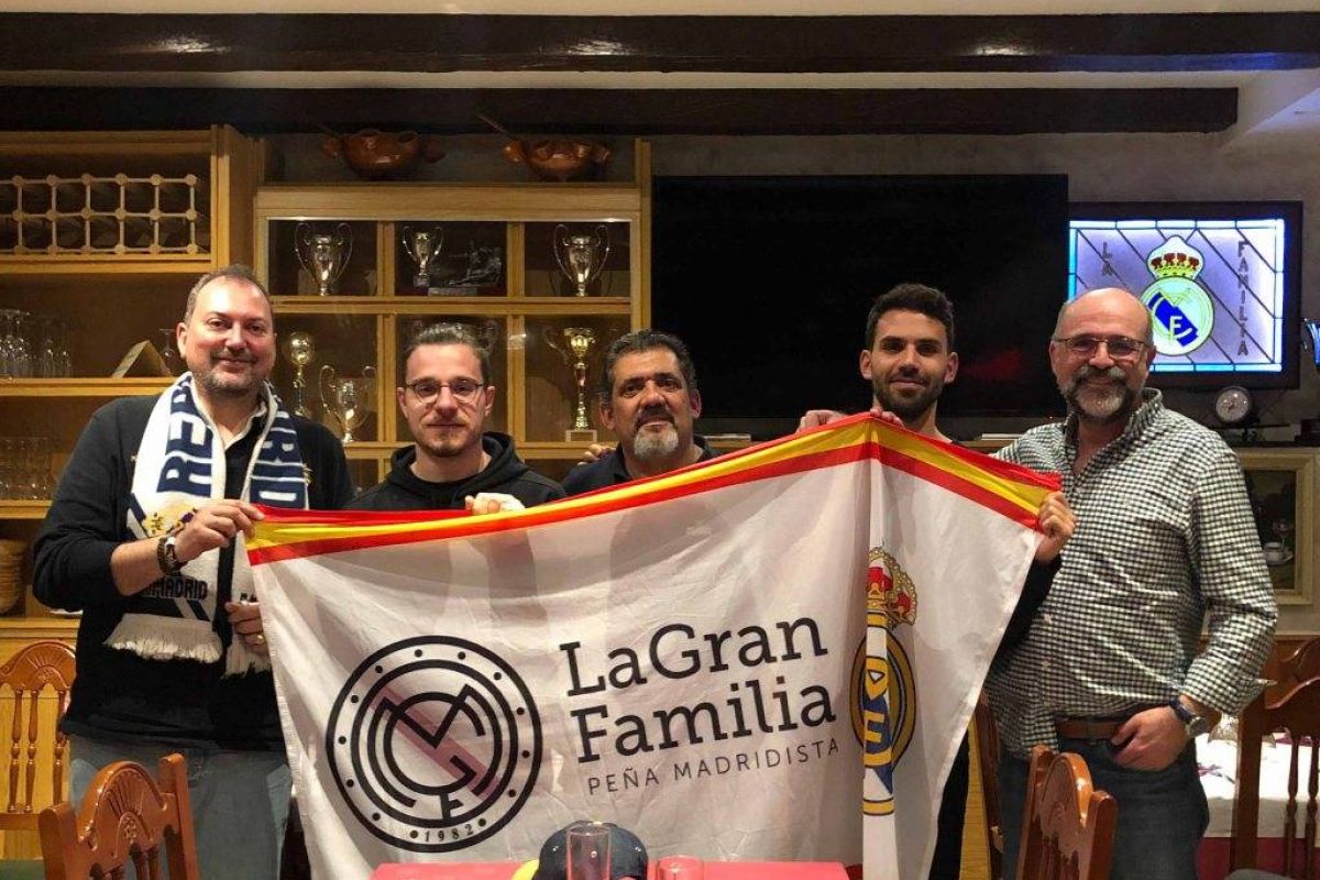 c9fa1962a17f69072bd252468ce038a6 XL 7b952e29