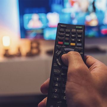 Σταμάτησαν 12 σειρές μυθοπλασίας και 3 ψυχαγωγικά σόου