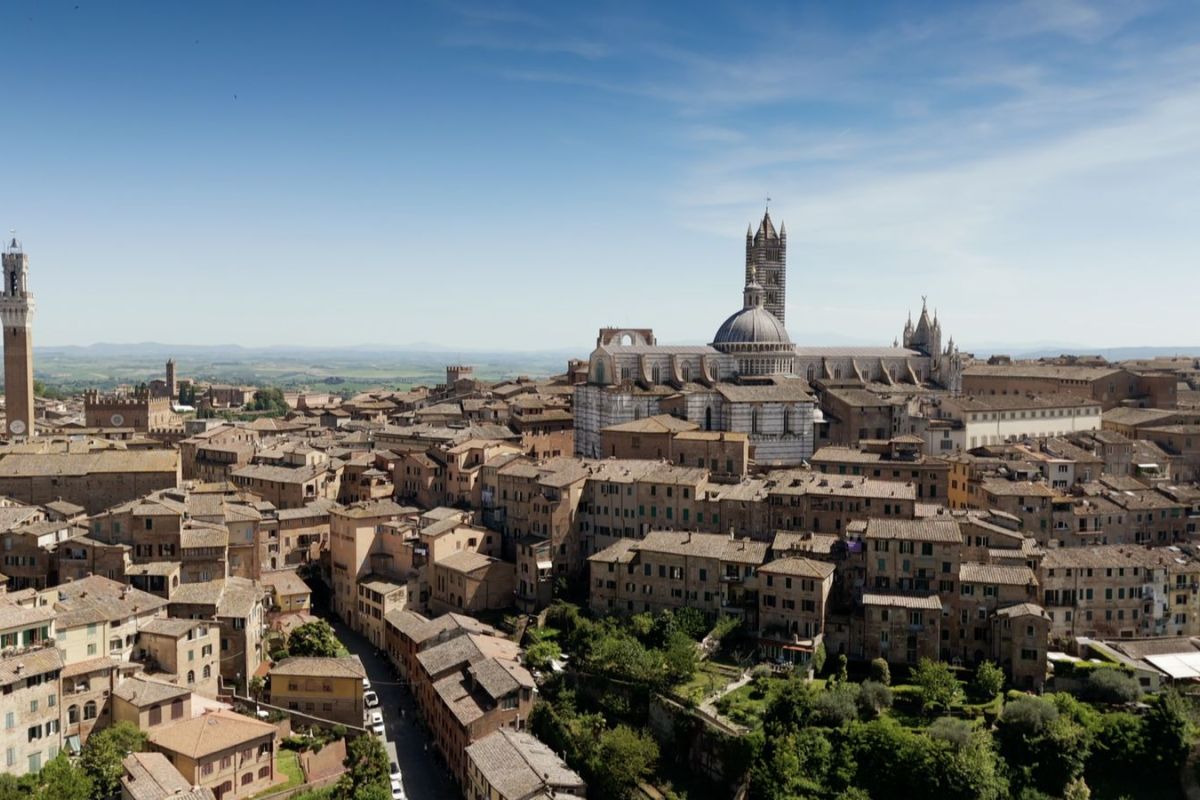 Viasat History Black Death S01 VIASAT 003 7c958abb