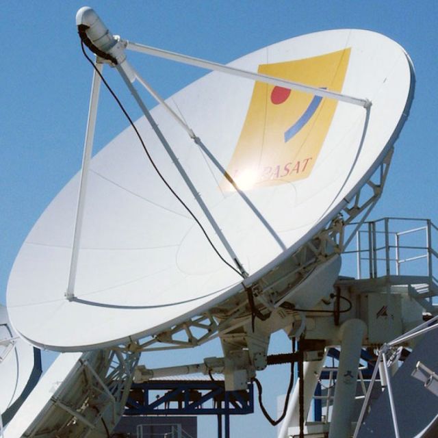 H Telefonica ολοκληρώνει την πώληση της Hispasat