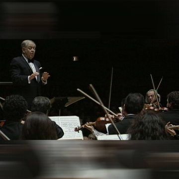 Αφιέρωμα του Αρχείου της ΕΡΤ στην Ορχήστρα των Χρωμάτων