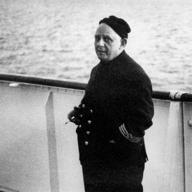 Αφιέρωμα του Αρχείου της ΕΡΤ στον Νίκο Καββαδία