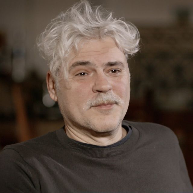 Ο σπουδαίος ηθοποιός και σκηνοθέτης Νίκος Καραθάνος στο «Υστερόγραφο» της ΕΡΤ2
