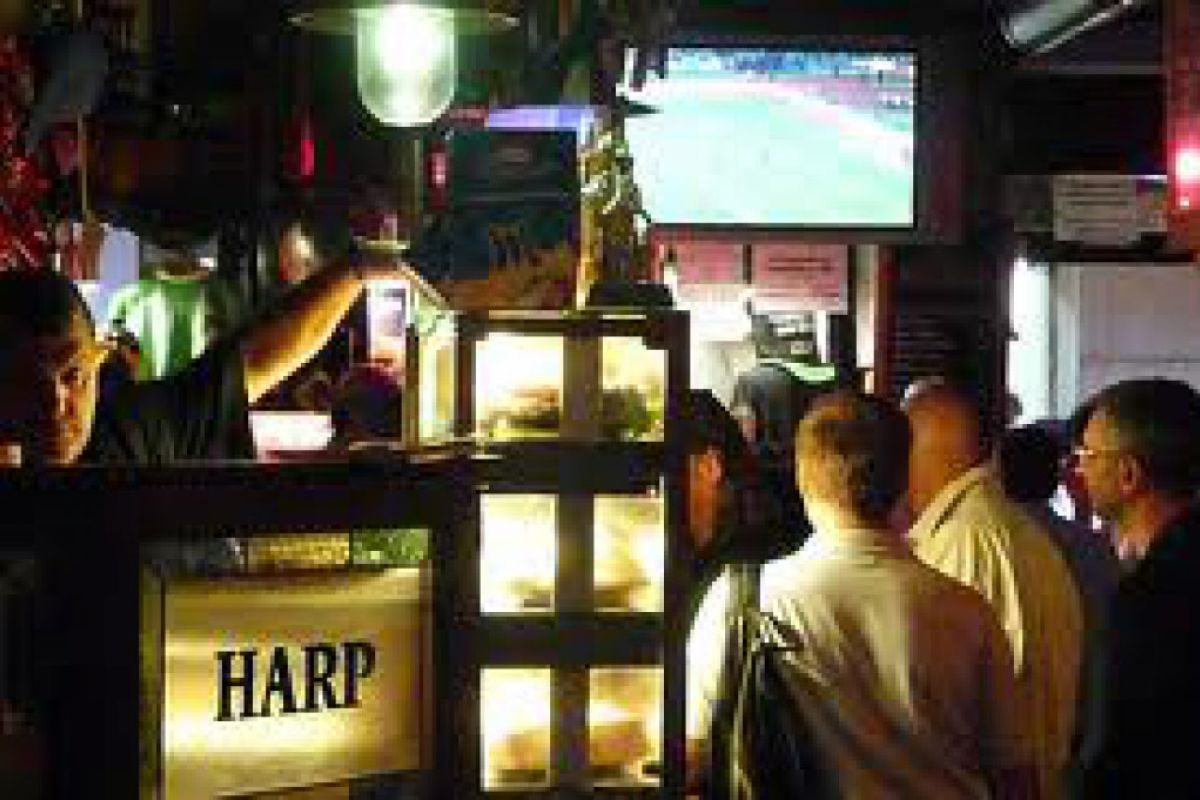 Η Nova προειδοποιεί τις αγγλικές παμπ που προβάλουν τα κανάλια της