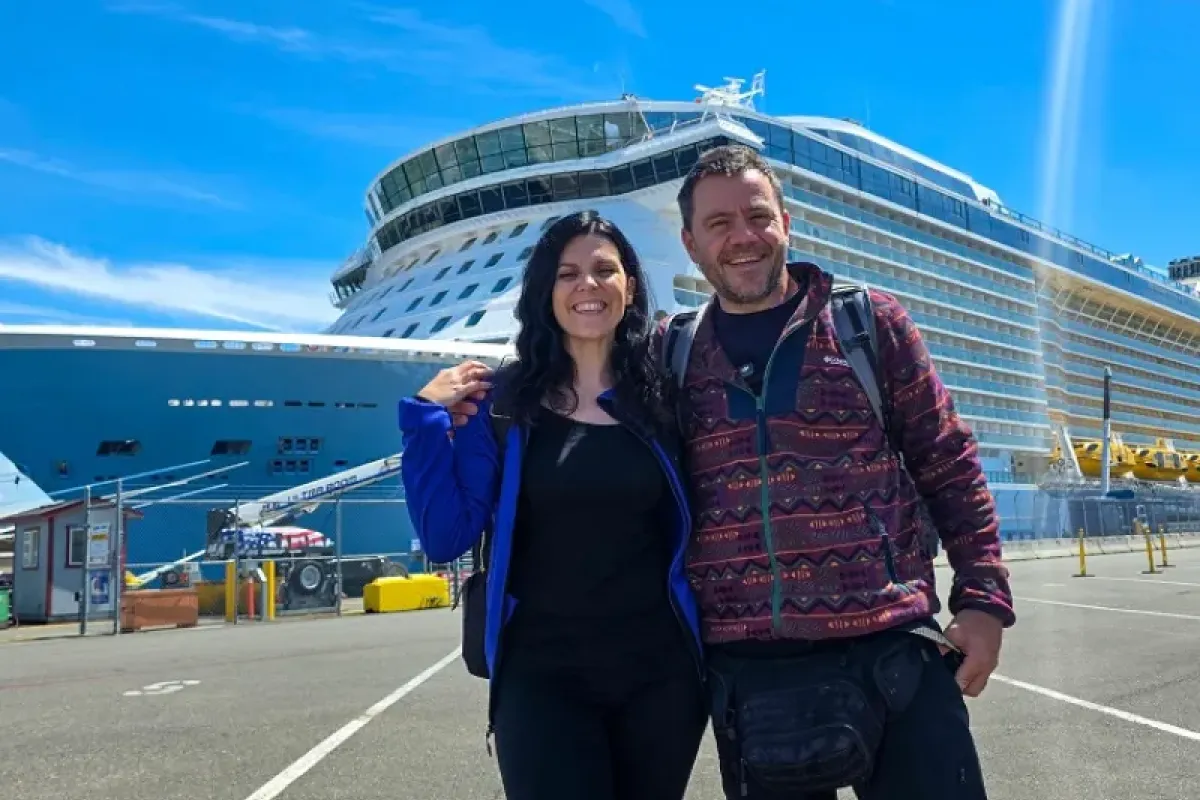 happy traveller 27.06 1.jpg 831c94e7