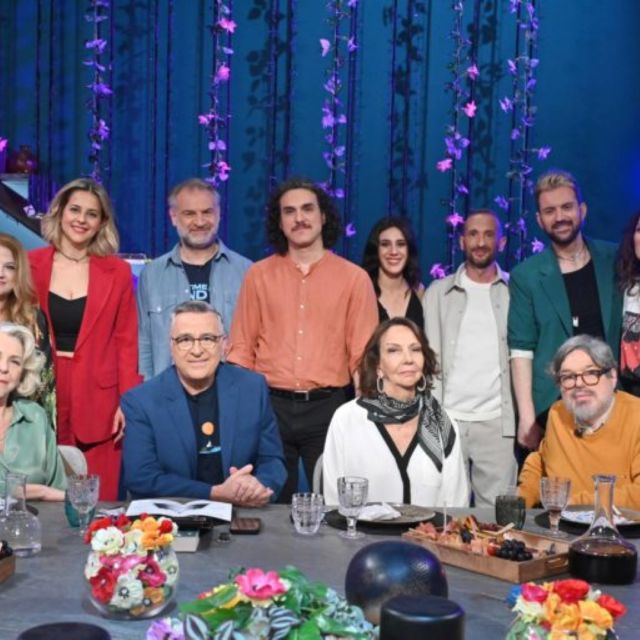 ΕΡΤ1: #Παρέα με τον Γιώργο Κουβαρά – «Τραγούδια της Μικρής Οθόνης»