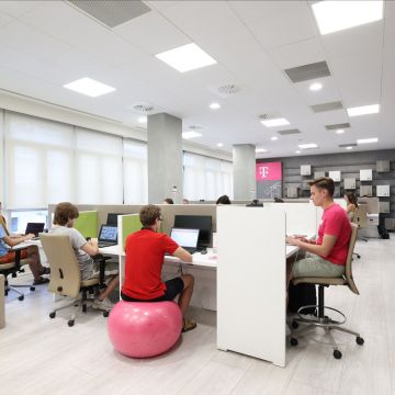 Το Telekom IT hub επισκέφθηκε ο Κυριάκος Πιερρακάκης