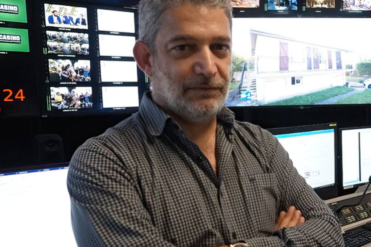 f8ca6dc9f6820109508f87292bd1b843 XL 8407728e