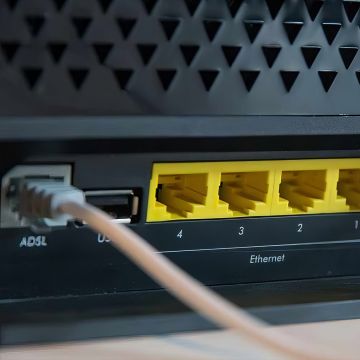 Ξεπαγώνει το έργο οπτικών ινών σε περιοχές χωρίς εμπορικό ενδιαφέρον