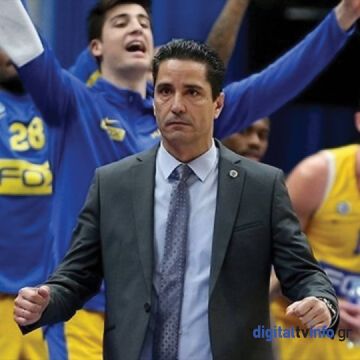 Ο προπονητής της Μακάμπι, Γιάννης Σφαιρόπουλος, αποκλειστικά στo «PICK N ROLL» της COSMOTE TV