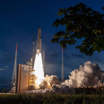 Επιτυχημένη εκτόξευση δορυφόρων της Eutelsat και DirecTV