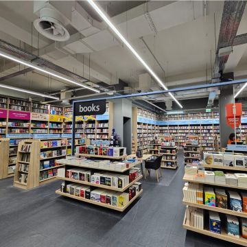 Δύο αναβαθμισμένα “Νέας Γενιάς” καταστήματα Public & MediaMarkt στην Αττική  