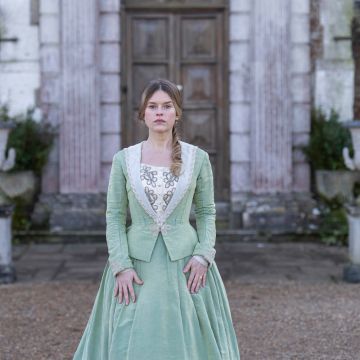 Αυτή η σεζόν θα σε cineπάρει στα Novacinema με τις νέες σειρές «Ten Pound Poms» & «Belgravia: The Next Chapter»