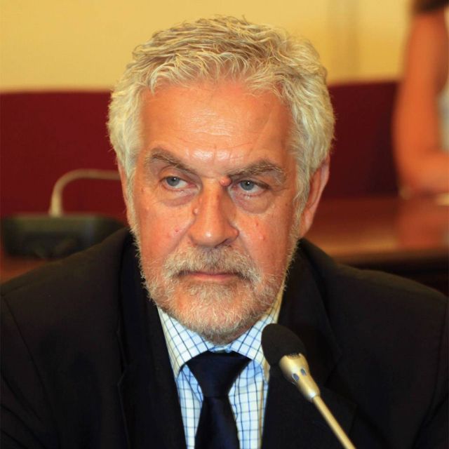 Όχι στη ΝΕΡΙΤ από τον Νίκο Σίμο και τον Κώστα Αγγελόπουλο