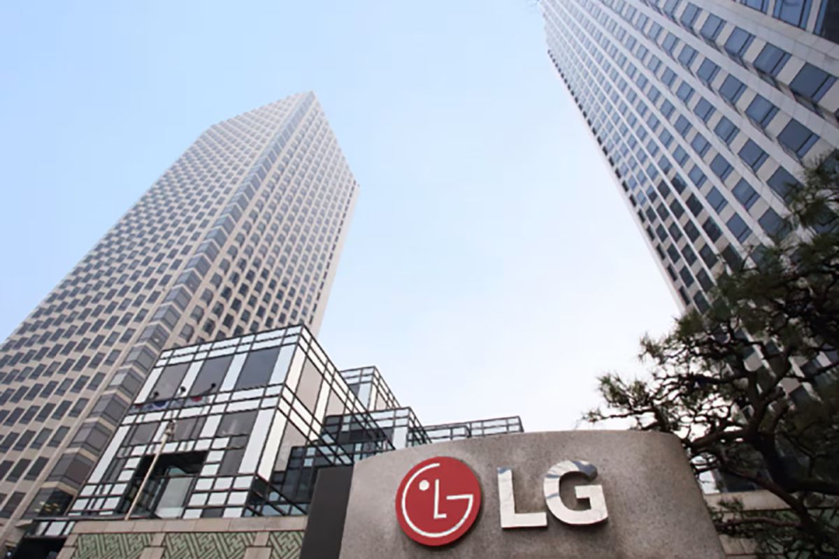 LG Twin Towers Day 89802718