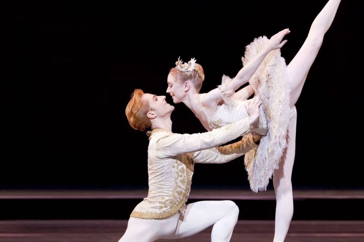 e89df40d2f4947a7ac327a19279ff92c XL 8977fec2