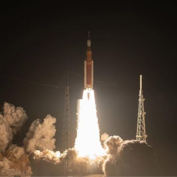 Εκτοξεύτηκε με επιτυχία η αποστολή Artemis 1 με προορισμό τη Σελήνη