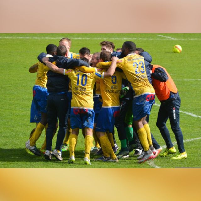 6 Καταπληκτικές ομάδες ποδοσφαίρου στην Ελλάδα σήμερα