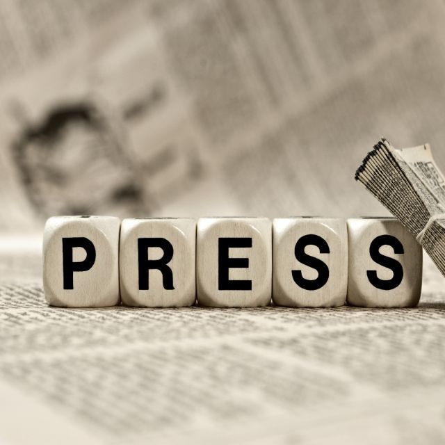 104 δημοσιογράφοι έχασαν τη ζωή τους το 2024, σύμφωνα με τη Διεθνή Ομοσπονδία Δημοσιογράφων