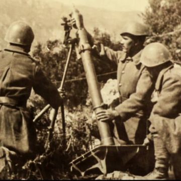 Η «Μηχανή του Χρόνου» συνεχίζει την αναδρομή στην Ιταλική Κατοχή στην Ελλάδα στο COSMOTE HISTORY HD