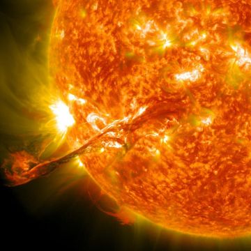 Ηλιακό «τσουνάμι» κατέστρεψε 39 δορυφόρους Starlink