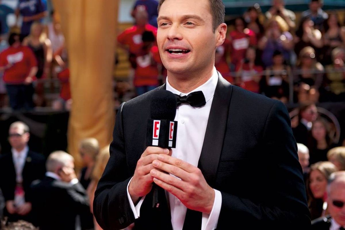 Η Nova στο κόκκινο χαλί των Emmy Awards!