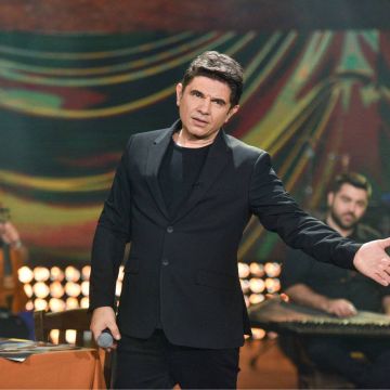 "Πάσχα με το Mega" με τον Νίκο Κουρκούλη, Μ. Σάββατο στις 21:00