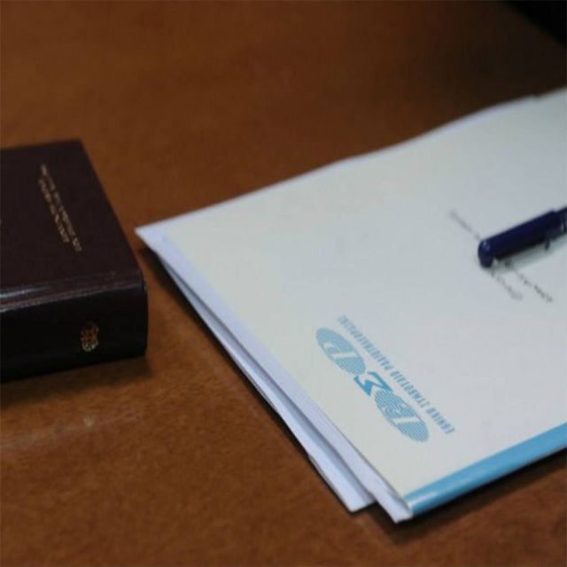 Απορρίπτεται η μία τηλεοπτική άδεια