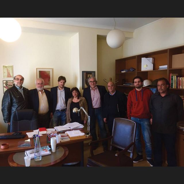 Συνάντηση για το μέλλον των δημοτικών ραδιοφωνικών σταθμών