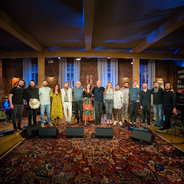 «Μουσικό κουτί» στην ΕΡΤ1 – Καλεσμένοι οι Encardia & οι Babo Koro