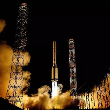 Roscosmos: Εκτόξευση δύο δορυφόρων τηλεπικοινωνιών στις 30 Ιουλίου