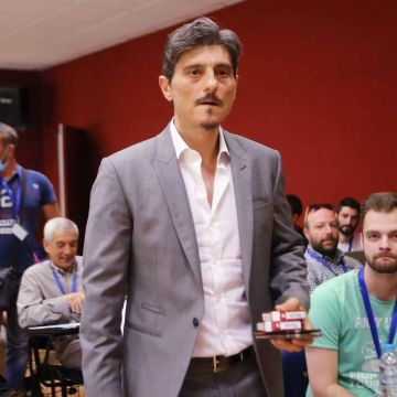 Πρεμιέρα με καλεσμένο… DPG!