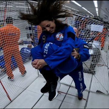 MEGA STORIES – Ιστορίες διαστήματος