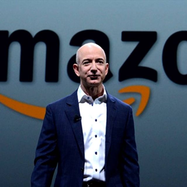Ταξίδι στο…διάστημα για τον Jeff Bezos