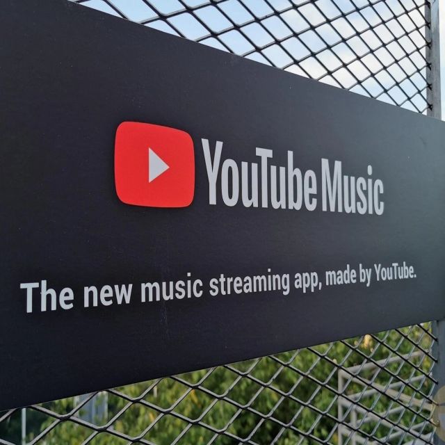 Το YouTube Music περιορίζει την προβολή στίχων σε δωρεάν λογαριασμούς
