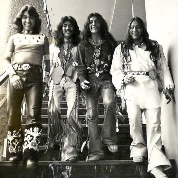 DOC ON ΕΡΤ: «Rumble: The Indians Who Rocked The World»