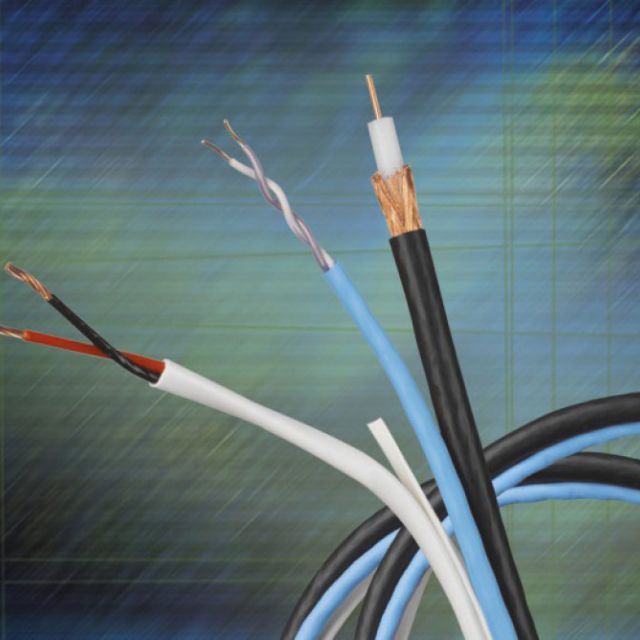 Σχεδιασμός και υλοποίηση εσωτερικών δικτύων ηλεκτρονικών επικοινωνιών.