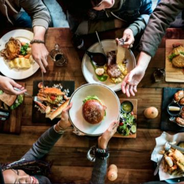 Οι Έλληνες, τα Café και η Ταχεία Εστίαση