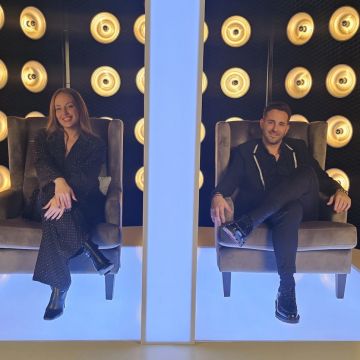 Ο Θέμης Γεωργαντάς υποδέχεται τον Γιώργο Λιβάνη και την Ανδρομάχη, στο «After Dark» στο OPEN