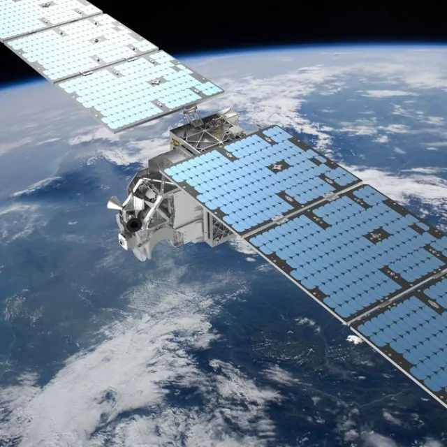 Νωρίτερα από το αρχικό χρονοδιάγραμμα οι πρώτοι ελληνικοί δορυφόροι