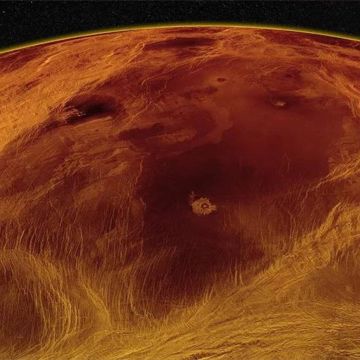 Οι πρώτες εικόνες της νυχτερινής Αφροδίτης