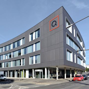 Η SES επεκτείνει την συνεργασία της με την QVC