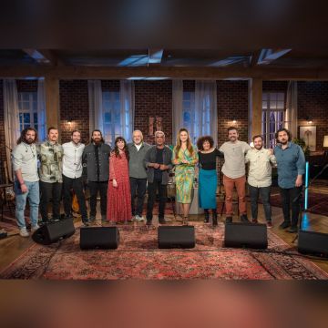 Ο Δημήτρης Μυστακίδης, ο Θεόδωρος Κουμαρτζής και η Alkyone στο «Μουσικό κουτί» στην ΕΡΤ1