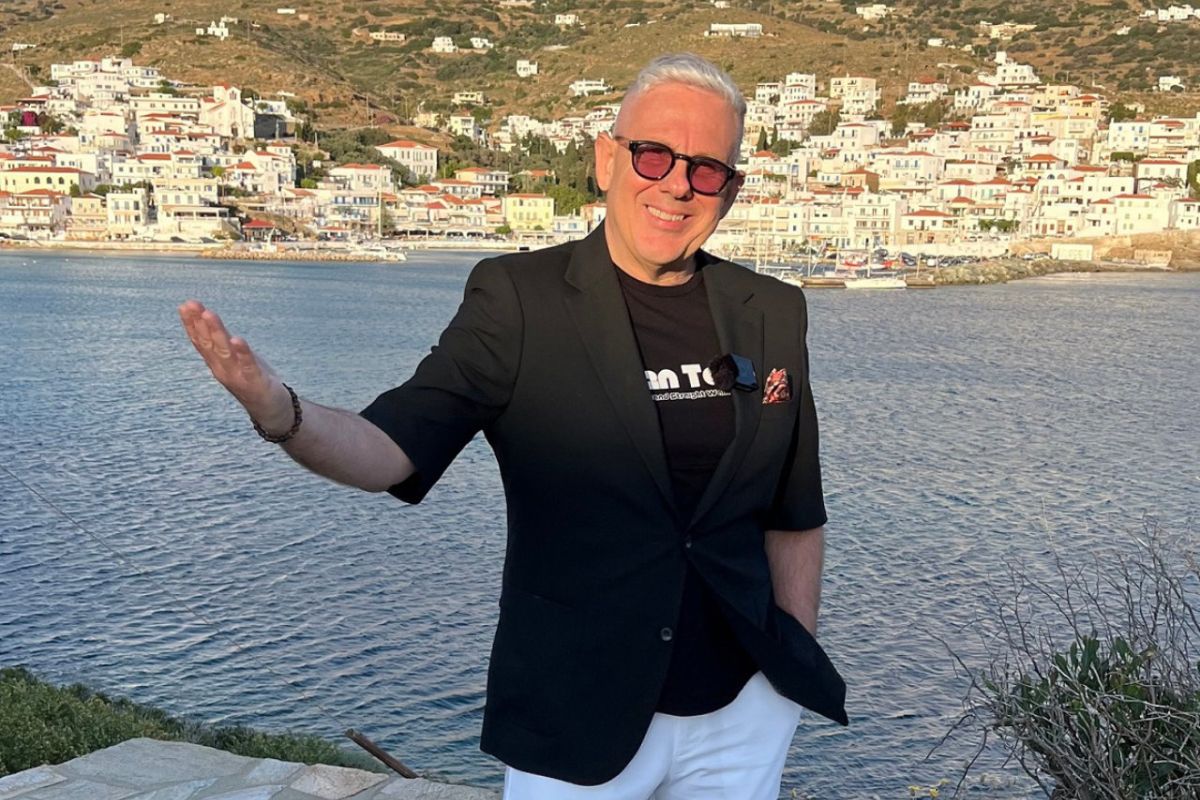 1280 square 9 9935ad76