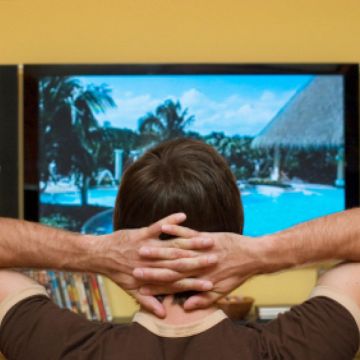 Σύγκρουση με την ελεύθερη TV