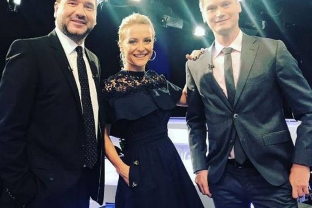 11f1ee1abaf4e82218cc123e3f1fd0e6 XL 9a386d05