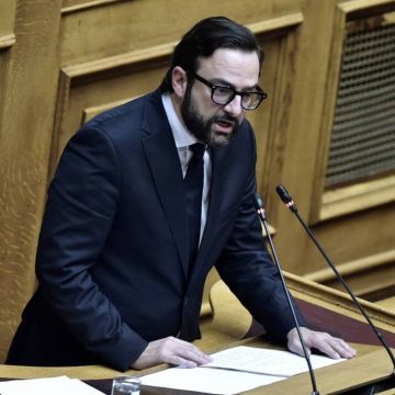 Ποιος είναι ο νέος κυβερνητικός εκπρόσωπος Χρήστος Ταραντίλης