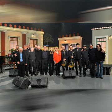 ΕΡΤ2 – Η ΑΥΛΗ ΤΩΝ ΧΡΩΜΑΤΩΝ «Αφιέρωμα στον Μίκη Θεοδωράκη»