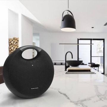 Νέα σειρά Bluetooth ακουστικών και ηχείων από την Harman/Kardon