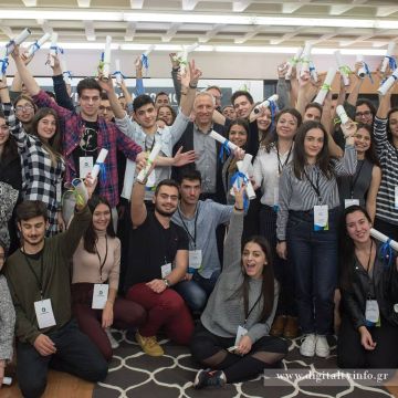 COSMOTE : 36 υποτροφίες συνολικού ύψους 545.000 ευρώ!